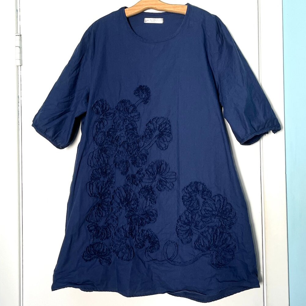 Depending on the Horizon Applique Shift Dress, Navy, XL